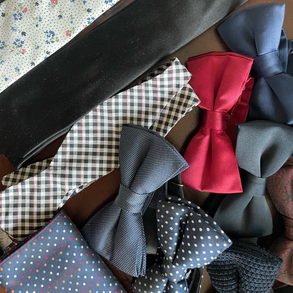 Assorted Neckwear (Ties & Bow Ties)